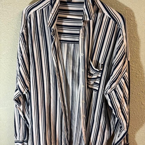 Tops - 'white and black striped button up shirt